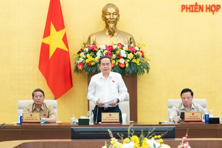 Thường vụ Quốc hội cho &yacute; kiến 14 dự &aacute;n luật, lần đầu ti&ecirc;n quyết định chương tr&igrave;nh lập ph&aacute;p- Ảnh 1.