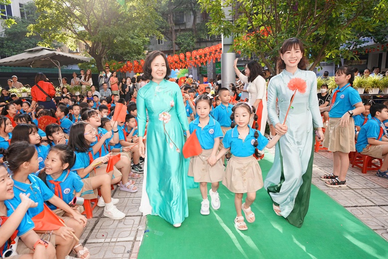 Kỷ niệm 80 năm truyền thống ng&agrave;nh Gi&aacute;o dục v&agrave; khai giảng năm học 2025&ndash;2026- Ảnh 3.