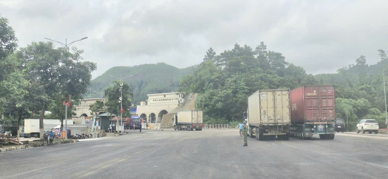 Lạng Sơn: Kinh tế cửa khẩu c&oacute; nhiều khởi sắc, gi&aacute; trị tăng- Ảnh 1.