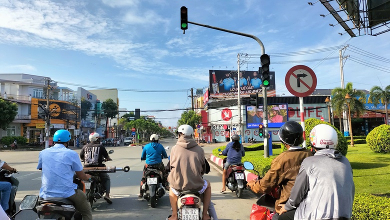 C&agrave; Mau: Đảm bảo an to&agrave;n giao th&ocirc;ng tại c&aacute;c địa b&agrave;n c&oacute; đ&ocirc;ng kh&aacute;ch du lịch- Ảnh 1.