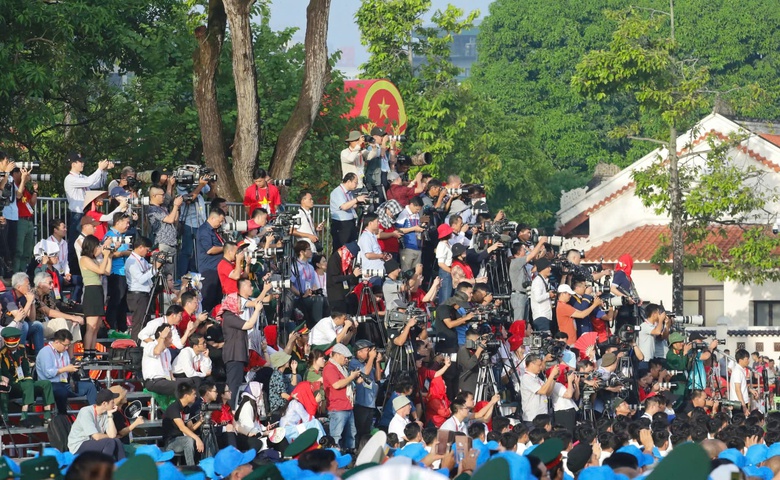 Bộ VH, TT&DL cảm ơn báo chí thông tin kịp thời, giàu cảm xúc về các sự kiện dịp 2/9- Ảnh 1. Bộ VH, TT&DL cảm ơn báo chí thông tin kịp thời, giàu cảm xúc về các sự kiện dịp 2/9- Ảnh 1.