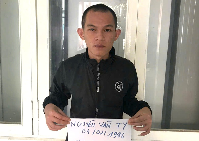 Đắk Lắk: Một thiếu tá công an hy sinh khi làm nhiệm vụ- Ảnh 1. Đắk Lắk: Một thiếu tá công an hy sinh khi làm nhiệm vụ- Ảnh 1.