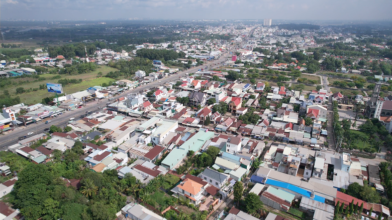 Đồng Nai dốc tổng lực cho hạ tầng giao thông, mở diện mạo mới vùng Đông Nam Bộ- Ảnh 1. Đồng Nai dốc tổng lực cho hạ tầng giao thông, mở diện mạo mới vùng Đông Nam Bộ- Ảnh 1.