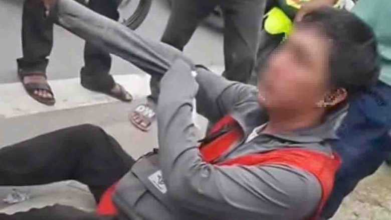 Làm rõ vụ nam shipper bị đánh ở Cà Mau- Ảnh 1. Làm rõ vụ nam shipper bị đánh ở Cà Mau- Ảnh 1.