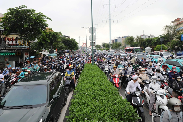TP.HCM l&ecirc;n kế hoạch khởi c&ocirc;ng đồng loạt 9 tuyến metro v&agrave;o năm 2027 thế n&agrave;o?- Ảnh 2.