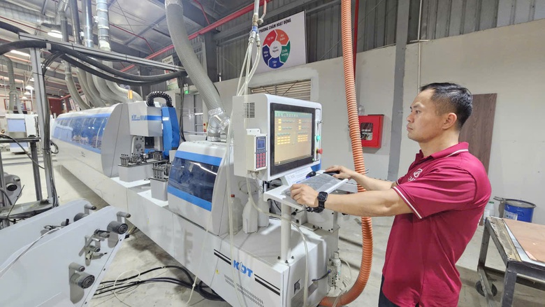 E:\Năm 2025\Th&aacute;ng 8\H&igrave;nh ảnh\z6879333046767_50238d7f76cf94f949c23d9c9020a21c.jpg