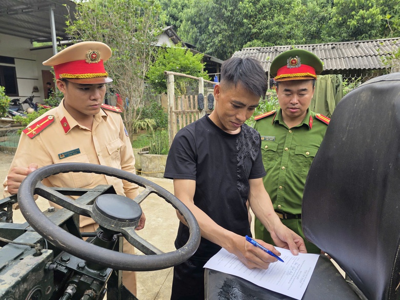 L&agrave;o Cai xử phạt hơn 25.500 trường hợp vi phạm giao th&ocirc;ng trong gần 9 th&aacute;ng- Ảnh 1.