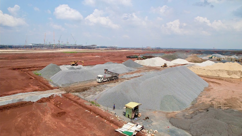 23 mỏ đá ở Đồng Nai tăng công suất phục vụ cao tốc, sân bay- Ảnh 1. 23 mỏ đá ở Đồng Nai tăng công suất phục vụ cao tốc, sân bay- Ảnh 1.