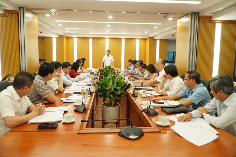 Bộ trưởng Trần Hồng Minh: Sửa luật, tinh gọn thủ tục, ph&ugrave; hợp m&ocirc; h&igrave;nh ch&iacute;nh quyền 2 cấp- Ảnh 5.