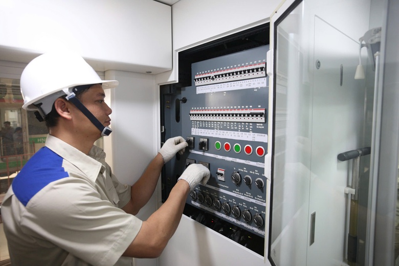 Doanh nghiệp hưởng lợi từ cải c&aacute;ch thủ tục kiểm định đường sắt- Ảnh 1.