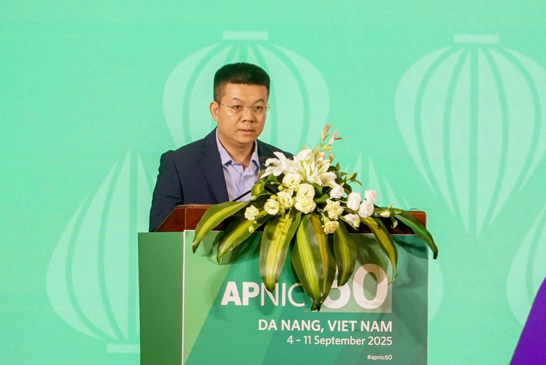 Internet từ c&ocirc;ng nghệ trở th&agrave;nh hạ tầng thiết yếu kết nối con người, quốc gia- Ảnh 1.