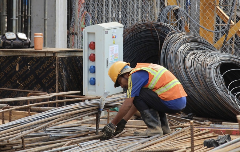 15.000 kỹ sư c&ocirc;ng nh&acirc;n đua ba ca, bốn k&iacute;p xuy&ecirc;n lễ tr&ecirc;n đại c&ocirc;ng trường s&acirc;n bay Long Th&agrave;nh- Ảnh 3.