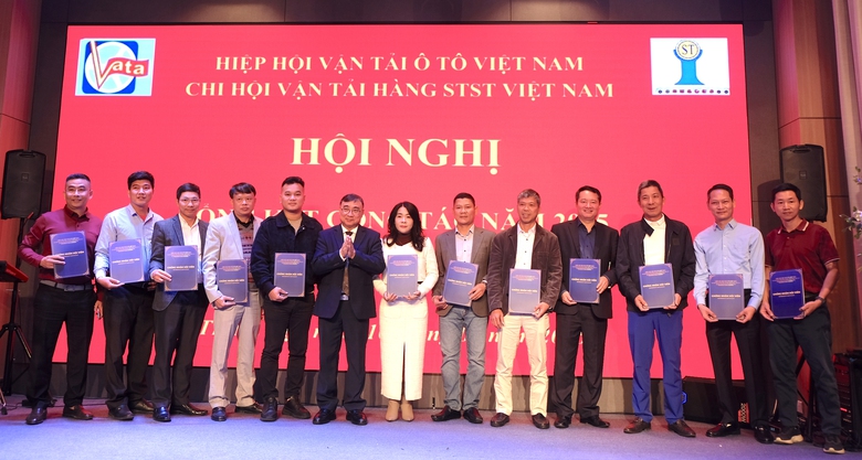 Đẩy mạnh chia sẻ dữ liệu cầu đường, n&acirc;ng cao hiệu quả vận tải h&agrave;ng si&ecirc;u trường si&ecirc;u trọng- Ảnh 6.