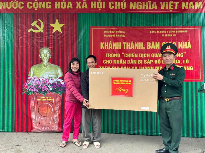 Tăng ca, ho&agrave;n th&agrave;nh hơn 290 căn nh&agrave; trong chiến dịch Quang Trung tại 3 địa phương- Ảnh 2.