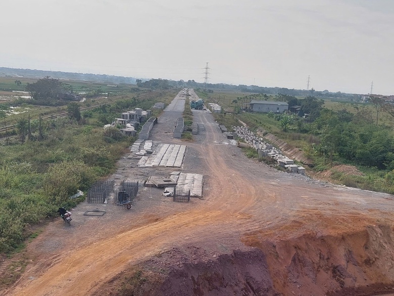 Phú Thọ: Tích cực gỡ vướng mặt bằng các dự án giao thông trọng điểm- Ảnh 1. Phú Thọ: Tích cực gỡ vướng mặt bằng các dự án giao thông trọng điểm- Ảnh 1.