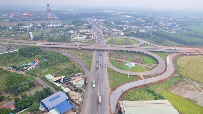 Chậm nhất tháng 6 phải hoàn thành đường 25B, 25C kết nối sân bay Long Thành- Ảnh 2. Chậm nhất tháng 6 phải hoàn thành đường 25B, 25C kết nối sân bay Long Thành- Ảnh 2.