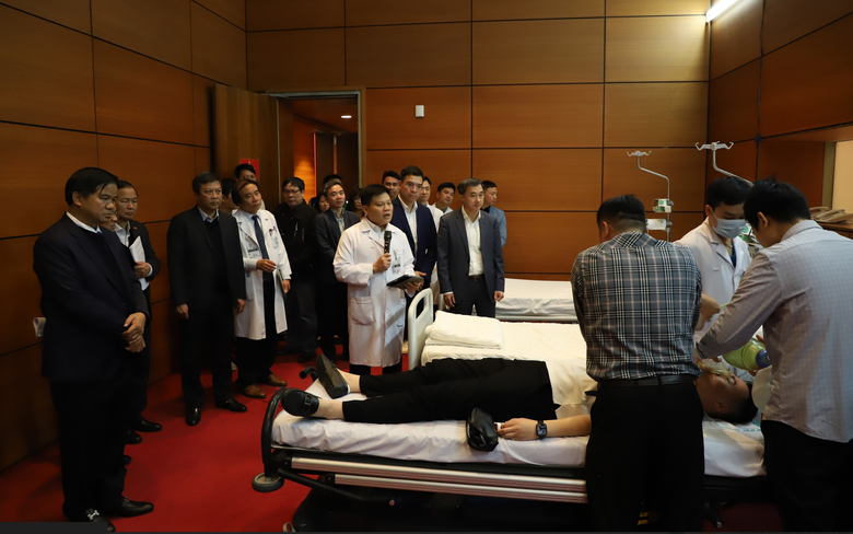 Ng&agrave;nh Y tế diễn tập, sẵn s&agrave;ng phục vụ Đại hội XIV của Đảng- Ảnh 1.