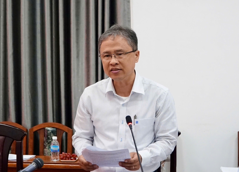 Bộ trưởng Trần Hồng Minh c&ugrave;ng Kh&aacute;nh H&ograve;a th&aacute;o gỡ vướng mắc quy hoạch, ph&aacute;t triển hạ tầng- Ảnh 3.