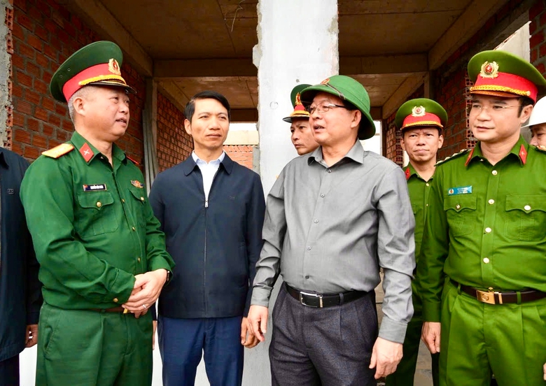 Ph&oacute; Thủ tướng Hồ Quốc Dũng kiểm tra "chiến dịch Quang Trung" tại Gia Lai- Ảnh 12.