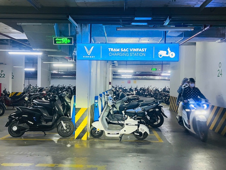 Sắp c&oacute; quy chuẩn về trạm sạc xe điện trong chung cư- Ảnh 1.