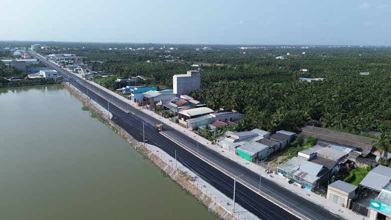 Đường tỉnh cửa ng&otilde; Đồng Th&aacute;p đi T&acirc;y Ninh thảm những m&eacute;t nhựa cuối, sẵn s&agrave;ng th&ocirc;ng xe- Ảnh 3.
