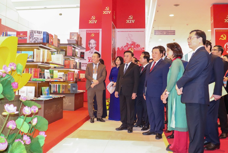 C&ocirc;ng t&aacute;c chuẩn bị Đại hội Đảng XIV: Giảm giấy tờ, tiết kiệm chi ph&iacute; v&agrave; thời gian- Ảnh 2.