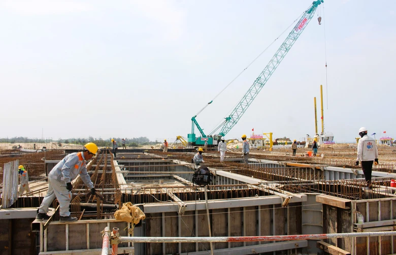Quảng Trị c&ocirc;ng bố đơn gi&aacute; nh&acirc;n c&ocirc;ng x&acirc;y dựng- Ảnh 2.