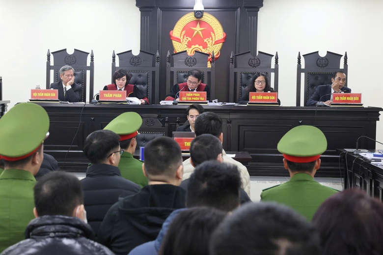 Vụ 4,5 triệu hộp sữa giả: Chủ tịch Z Holding bị tuy&ecirc;n phạt 30 năm t&ugrave;- Ảnh 2.