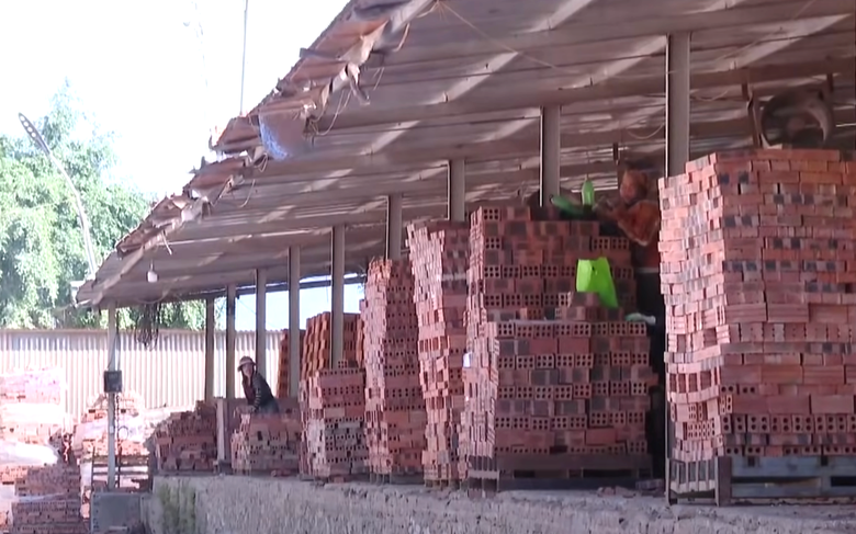 Nghệ An: Siết chặt quản l&yacute;, b&igrave;nh ổn gi&aacute; vật liệu x&acirc;y dựng