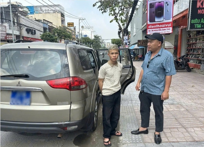 Nghệ An: Bắt giữ đối tượng cướp t&agrave;i sản khi đang lẩn trốn tại TP Hồ Ch&iacute; Minh- Ảnh 1.