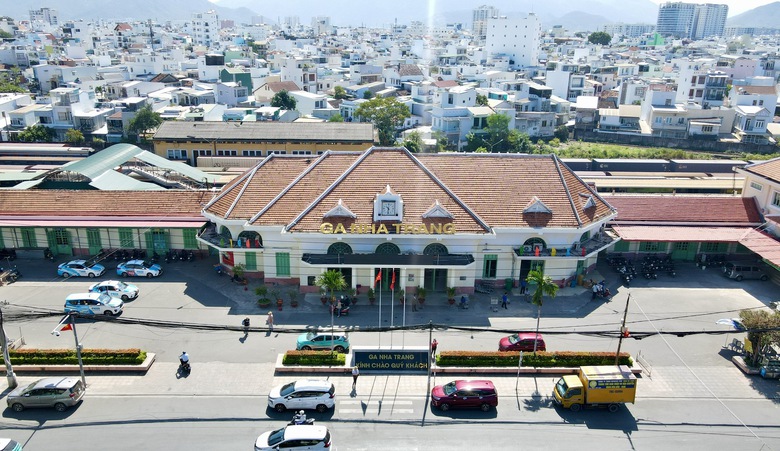 Đường sắt tăng chuyến, đ&aacute;p ứng nhu cầu đi lại dịp tết Nguy&ecirc;n đ&aacute;n 2026- Ảnh 1.