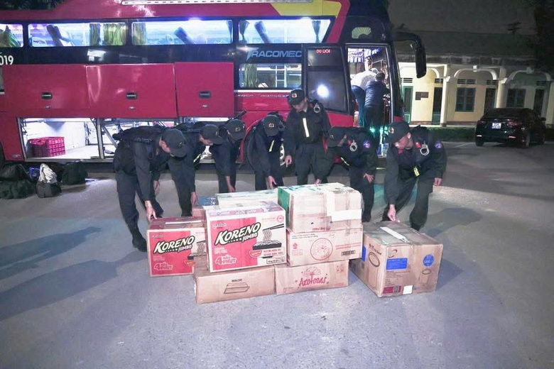 Công an Tuyên Quang triệt phá đường dây lừa đảo tại Campuchia, bắt giữ 205 đối tượng- Ảnh 5. Công an Tuyên Quang triệt phá đường dây lừa đảo tại Campuchia, bắt giữ 205 đối tượng- Ảnh 5.