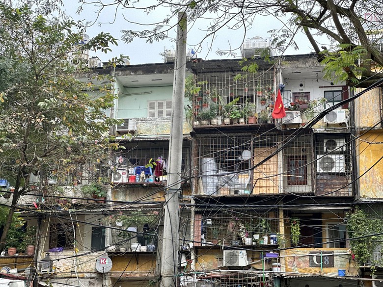 H&agrave; Nội kiểm định, đ&aacute;nh gi&aacute; chất lượng chung cư cũ tại 48 x&atilde;, phường- Ảnh 1.