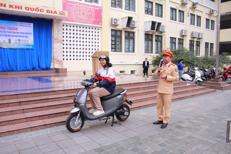 L&agrave;o Cai: Cha mẹ, thầy c&ocirc; bớt lo khi học sinh được học kỹ năng đi xe an to&agrave;n- Ảnh 7.