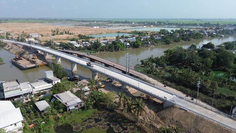 Đồng Th&aacute;p: Loạt cầu trọng điểm chuẩn bị th&ocirc;ng xe trước Tết B&iacute;nh Ngọ- Ảnh 3.