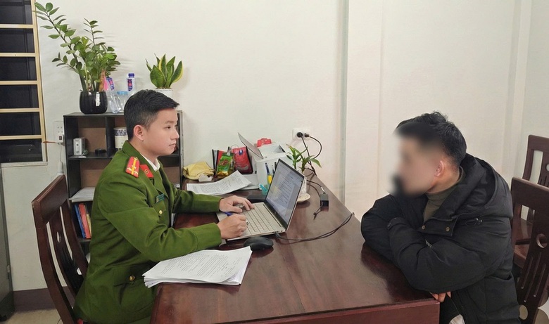 Đăng th&ocirc;ng tin "cấp ph&aacute;t gạo cho học sinh" sai sự thật, nam thanh ni&ecirc;n bị xử phạt- Ảnh 1.