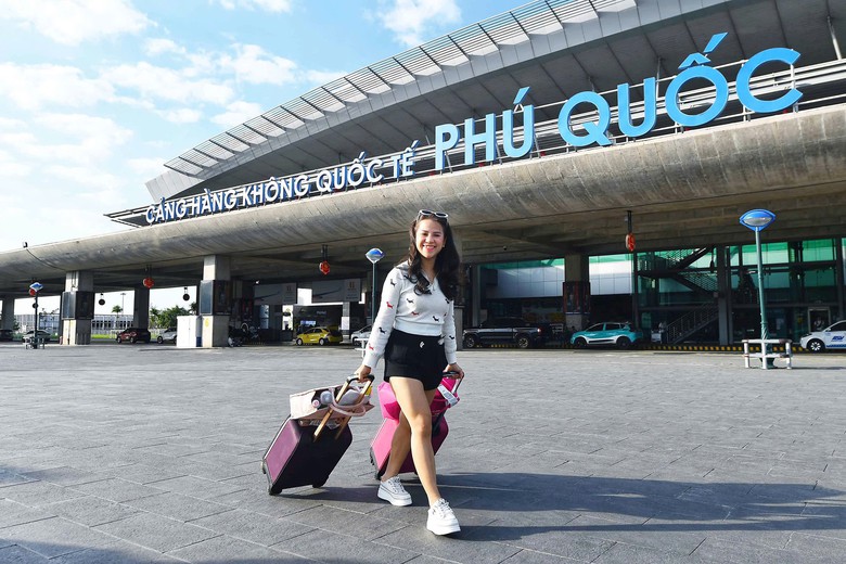 Sau chuyển giao, Cảng H&agrave;ng kh&ocirc;ng quốc tế Ph&uacute; Quốc đ&oacute;n 734 chuyến bay quốc tế- Ảnh 1.