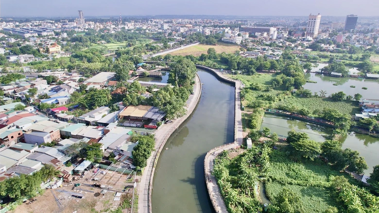 Quy hoạch đến năm 2045: Đồng Nai xoay trục phát triển đô thị theo hướng xanh, bền vững- Ảnh 3. Quy hoạch đến năm 2045: Đồng Nai xoay trục phát triển đô thị theo hướng xanh, bền vững- Ảnh 3.