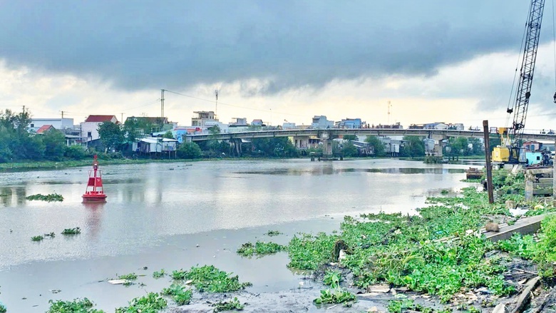 Đề xuất điều tiết giao thông đường thủy qua cầu Giá Rai cũ để phòng ngừa tai nạn- Ảnh 1. Đề xuất điều tiết giao thông đường thủy qua cầu Giá Rai cũ để phòng ngừa tai nạn- Ảnh 1.