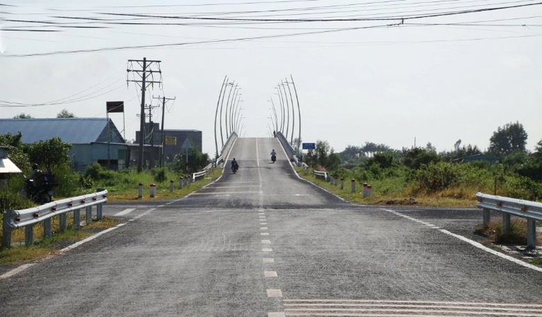 Nhiều dự &aacute;n giao th&ocirc;ng trọng điểm ở Cần Thơ tạo trục kết nối li&ecirc;n v&ugrave;ng- Ảnh 2.