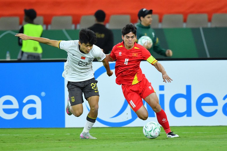 HLV Kim Sang-sik nhận lỗi sau trận thua của U23 Việt Nam- Ảnh 2.