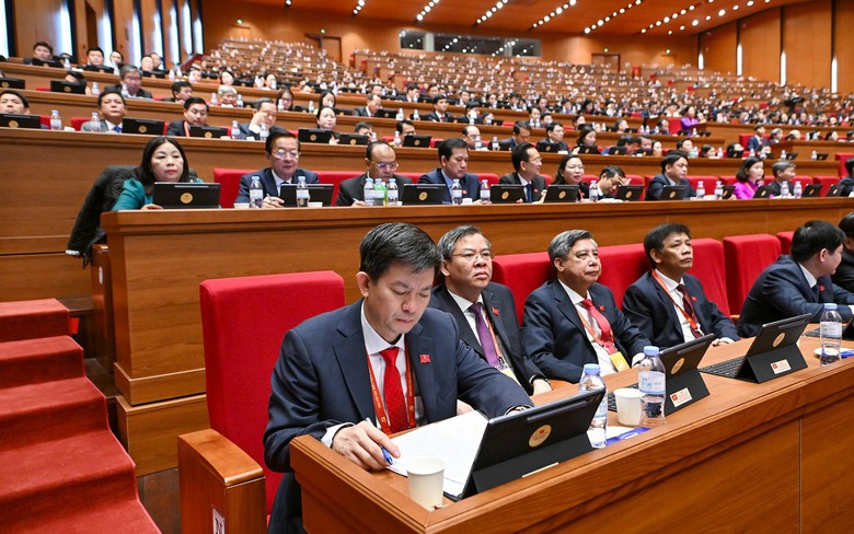 To&agrave;n cảnh phi&ecirc;n thảo luận văn kiện Đại hội XIV của Đảng s&aacute;ng 21/1