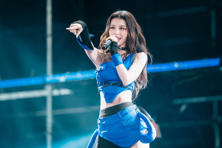 Ca sĩ Han Sara: Nghệ sĩ trẻ chỉ h&aacute;t hay l&agrave; chưa đủ- Ảnh 1.