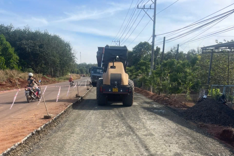 Đua tiến độ tuyến ĐT753 từ B&igrave;nh Phước cũ mở lối hướng về s&acirc;n bay Long Th&agrave;nh cảng C&aacute;i M&eacute;p- Ảnh 8.