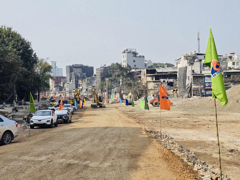 H&agrave; Nội mở &ldquo;l&agrave;n xanh&rdquo; 24h cho c&ocirc;ng tr&igrave;nh trọng điểm, kh&ocirc;ng để dự &aacute;n chờ mặt bằng- Ảnh 1.