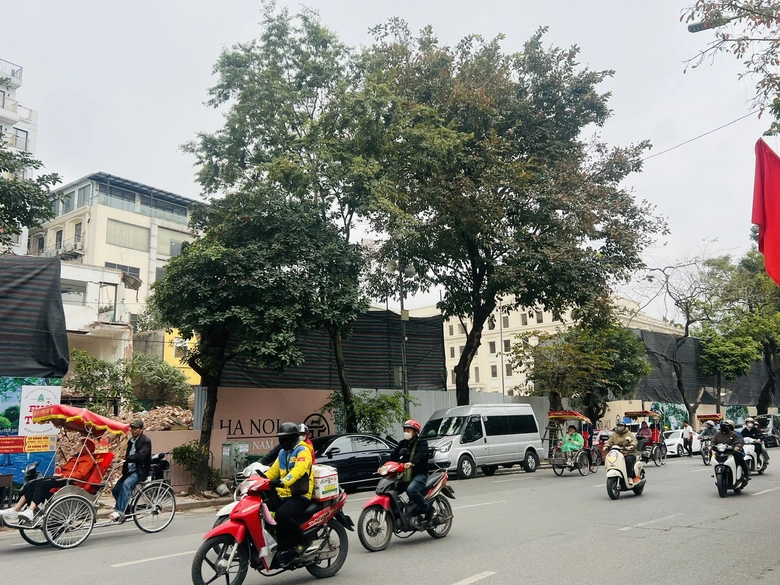 H&agrave; Nội: Gấp r&uacute;t th&aacute;o dỡ c&ocirc;ng tr&igrave;nh, tạo mặt bằng dự &aacute;n quảng trường ph&iacute;a Đ&ocirc;ng hồ Ho&agrave;n Kiếm- Ảnh 14.