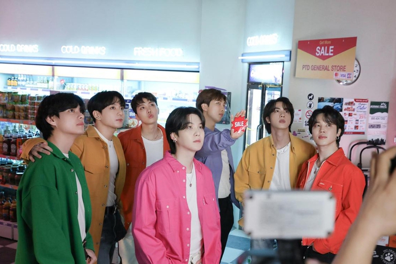 Ch&iacute;nh quyền th&agrave;nh phố Seoul phản hồi về việc cấp ph&eacute;p cho đ&ecirc;m diễn t&aacute;i xuất của nh&oacute;m BTS- Ảnh 2.