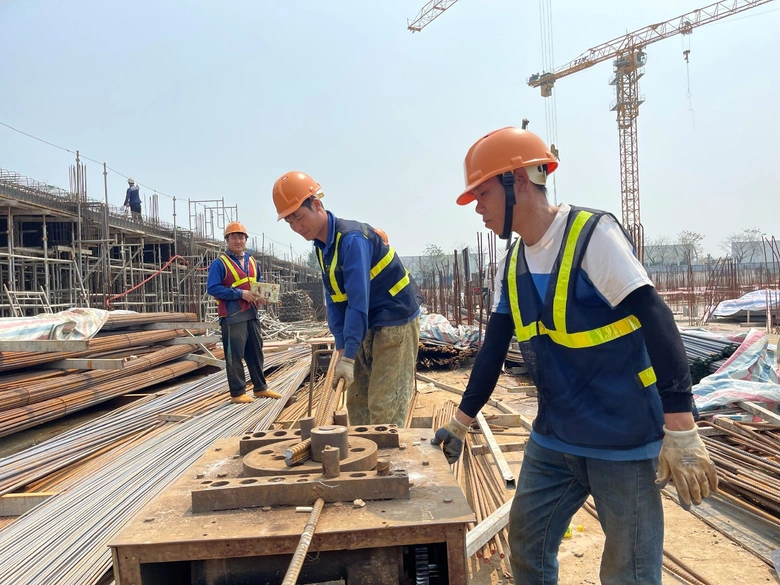 Bộ X&acirc;y dựng c&ocirc;ng bố thủ tục mới về nghiệm thu, quản l&yacute; chất lượng c&ocirc;ng tr&igrave;nh- Ảnh 1.