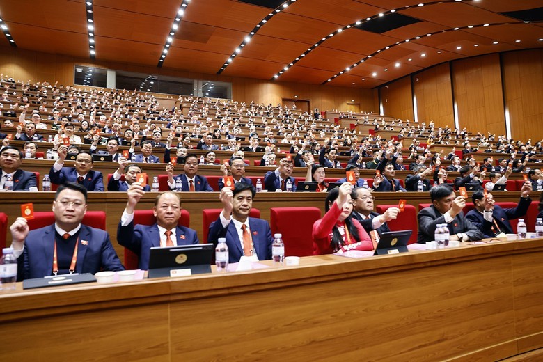 Th&ocirc;ng qua số lượng 200 Ủy vi&ecirc;n Ban chấp h&agrave;nh Trung ương Đảng kho&aacute; XIV- Ảnh 3.