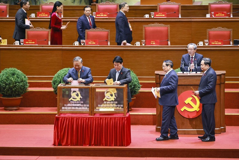 Th&ocirc;ng qua số lượng 200 Ủy vi&ecirc;n Ban chấp h&agrave;nh Trung ương Đảng kho&aacute; XIV- Ảnh 4.